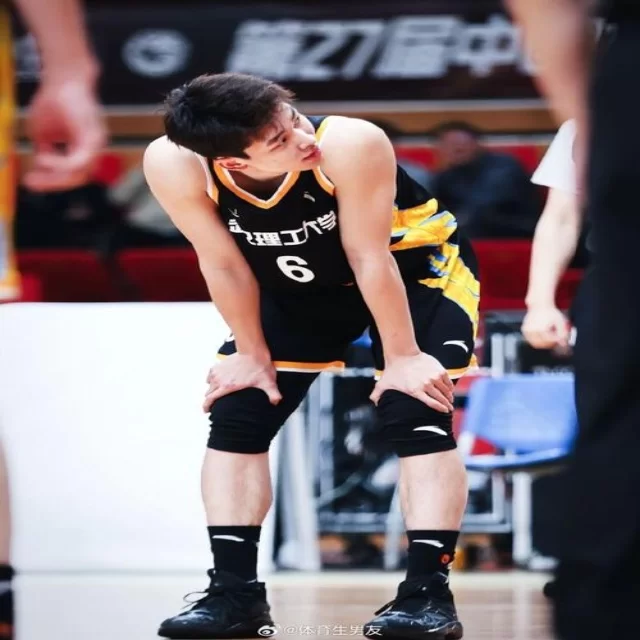 从数据视角剖析篮球季后赛第97组争锋走势